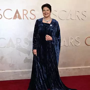 Isabella Rossellini | Η εμφάνισή της στα Όσκαρ ήταν ένας διακριτικός φόρος τιμής στον David Lynch