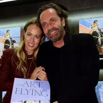 Nina Flohr | Τι φανερώνει η "χλιαρή" αντίδρασή της σε post του πατέρα της, Thomas Flohr;