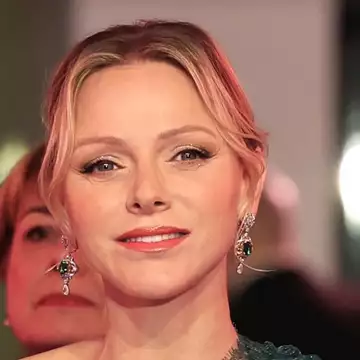 Πριγκίπισσα Charlene του Μονακό | Γιατί την κατηγορούν ότι "έσπασε" το Πρωτόκολλο στην τελευταία της δημόσια εμφάνιση;