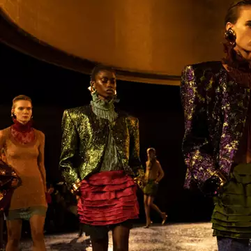 Αντίο "Quiet Luxury" | Το "New Opulence" είναι η νέα μεγάλη τάση στη μόδα