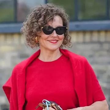 Τα φθινοπωρινά κουρέματα που αξίζει να υιοθετήσετε αν είστε άνω των 50