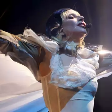 Lady Gaga | Οι θεατρικές εμφανίσεις και ο σχεδιαστής που τίμησε στο Coachella 2025