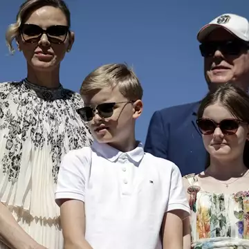 Γιατί προκάλεσαν σάλο τα σακίδια που επέλεξαν ο Jacques και η Gabriella του Μονακό για την επιστροφή τους στο σχολείο;