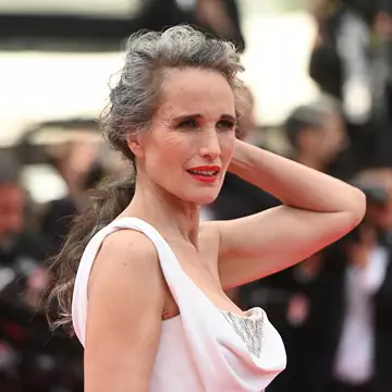 Ageless Icons | Μαθήματα ομορφιάς από γυναίκες που ξέρουν πώς να μεγαλώνουν ωραία