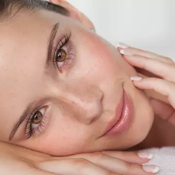 V Cosmetics | To νέο skincare brand που αξίζει την προσοχή σας