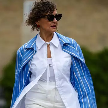 Μπήκε ο Απρίλιος | Τα καλύτερα looks για γυναίκες άνω των 50