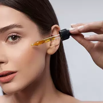 Director's Choice | Τα καλύτερα συσφικτικά έλαια προσώπου που μπορείτε να αγοράσετε αυτήν την στιγμή