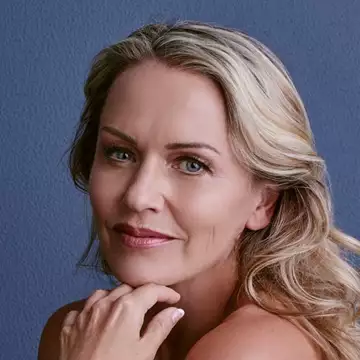 Οι καλύτερες συσφικτικές κρέμες προσώπου για γυναίκες άνω των 60