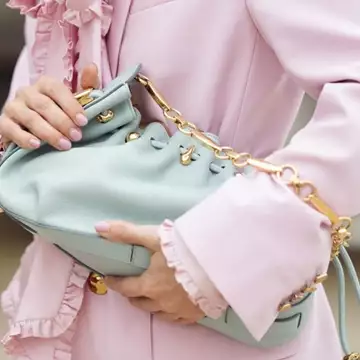 Το μόνο χρώμα νυχιών που αξίζει να ζητήσετε στο επόμενο ραντεβού σας στο nail salon