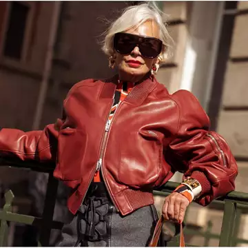 Μπήκε ο Δεκέμβριος | Τα καλύτερα looks για γυναίκες άνω των 50