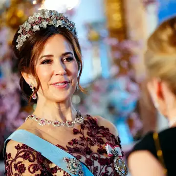 Mary της Δανίας | Ο συμβολικός χαρακτήρας και η ιστορία πίσω από την εντυπωσιακή τιάρα που φόρεσε σε επίσημο Gala
