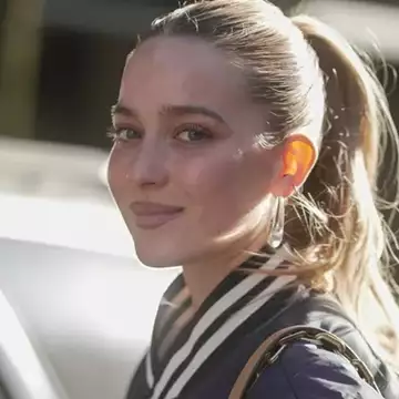 Brow lift εφέ | 3 φυσικές μέθοδοι για ανυψωμένα φρύδια