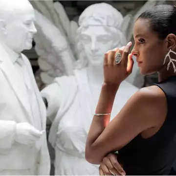 Η αναγέννηση στα κοσμήματα που θα φορέσετε αυτό τον χειμώνα με την υπογραφή Aniw Shapes