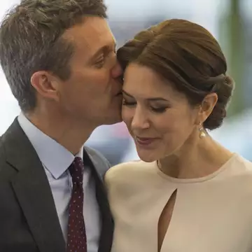 Τα αιχμηρά σχόλια για τις ατελείωτες διακοπές του βασιλιά Frederik και της βασίλισσας Mary της Δανίας