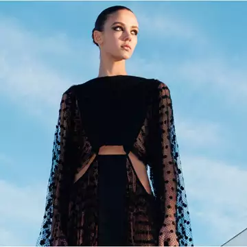 Το Cheers του Festive Looks τεύχος του Harper's Bazaar Greece