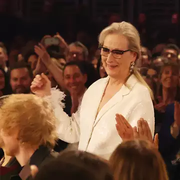 Meryl Streep | Η αργοπορημένη είσοδος στα Grammys 2024 δεν πέρασε απαρατήρητη