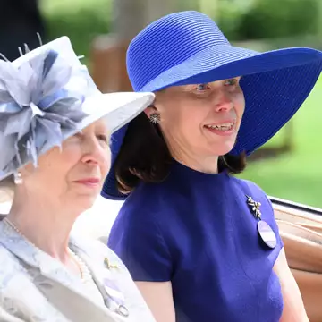 Lady Sarah Chatto | Η σπάνια δημόσια εμφάνιση στο Royal Ascot φορώντας τα κοσμήματα της μητέρας της