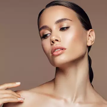 7 συνήθειες που οδηγούν το δέρμα σε πρόωρη γήρανση