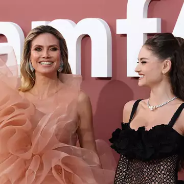 Η Heidi Klum και η κόρη της Leni μαγνήτισαν τα βλέμματα στο γκαλά "amfAR Cinema Against AIDS"