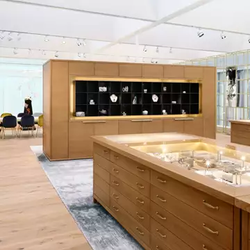 Ένα ταξίδι στο savoir-faire και τον θαυμαστό κόσμο των κρυστάλλων Swarovski