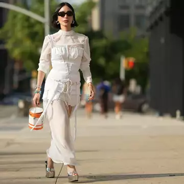 Τα κομψά platform shoes που θα αναβαθμίσουν τα καλοκαιρινά outfits