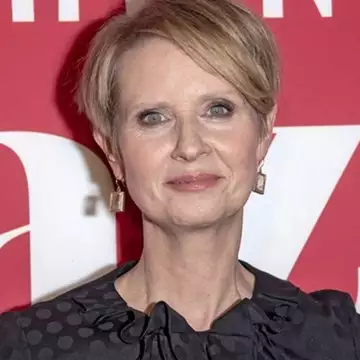 Cynthia Nixon | Η Μιράντα από το Sex and the City είναι ολόιδια με τη γάτα της