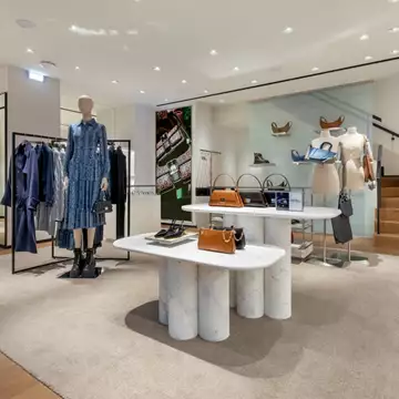 Ο Michael Kors εγκαινιάζει το νέο κατάστημα στην Αθήνα