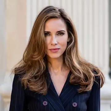 Botox-Like | 7 οροί για ένα αισθητά πιο ανορθωμένο και νεανικό πρόσωπο