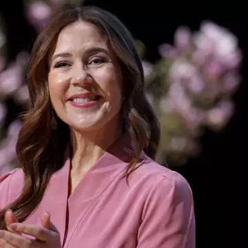 Βασίλισσα Mary της Δανίας | Προκαλεί αναστάτωση με τις εκλεκτικές επιλογές της