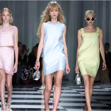 Οι παστέλ αποχρώσεις στο business look της άνοιξης