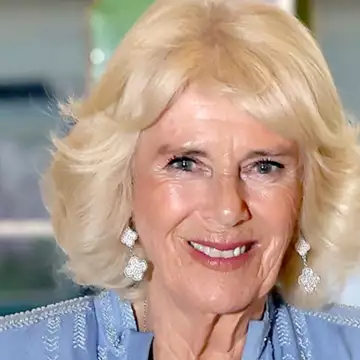 Βασίλισσα Καμίλα | Γιατί λείπει από την ομαδική συνομιλία της οικογένειας στο WhatsApp