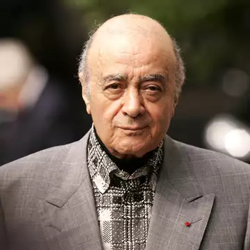 Mohamed Al Fayed | Αποκαλύφθηκε το παρατσούκλι που έδωσε στον πρίγκιππα Φίλιππο μετά το δυστύχημα της πριγκίπισσας Νταϊάνα και του γιου του