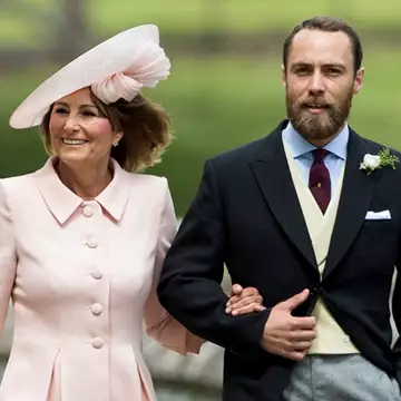 Mother of the Bride | Τα χτενίσματα που έχουν επιλέξει οι πιο stylish celebrity μητέρες