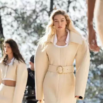 Jacquemus | Η ποιητική γεωμετρία της "Les Sculptures"