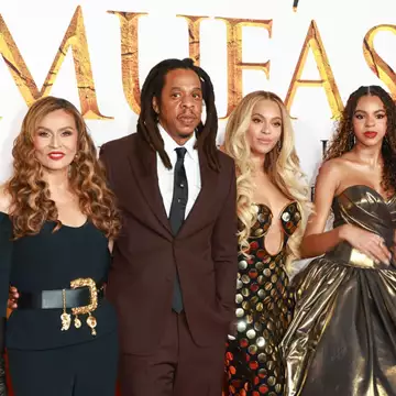 Mufasa: The Lion King | Η μεγαλοπρεπής πρεμιέρα στο Los Angeles με την Beyoncé και όλη της την οικογένεια στο κόκκινο χαλί