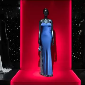 Τα iconic outfits της έναρξης των Ολυμπιακών Αγώνων 2024 στη La Galierie Dior