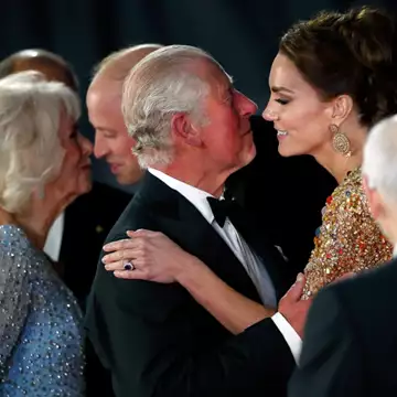 Η κόρη που δεν είχε ποτέ | Ο δεσμός ανάμεσα στον Βασιλιά Κάρολο και την Kate Middleton γίνεται όλο και πιο δυνατός