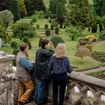 Dior in Scotland | Στο νέο του ντοκιμαντέρ, ο οίκος Dior μάς ταξιδεύει στα παρασκήνια της συλλογής Cruise 25