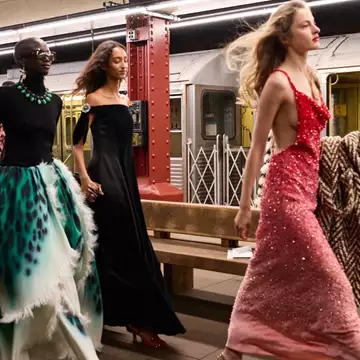 Άποψη | Chanel Métiers d'art 2026, η μόδα που ανήκει σε όλους