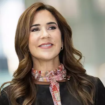 Βασίλισσα Mary της Δανίας | Η υφή του jacket της είναι αυτή που θα φορεθεί περισσότερο αυτό το φθινόπωρο