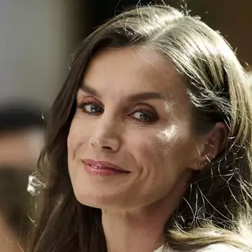 Η βασίλισσα Letizia επέστρεψε εκεί που ο Felipe την είδε για πρώτη φορά