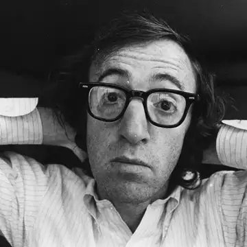 Woody Allen | Ο αμφιλεγόμενος ιδιοφυής "νευρικός εραστής" έγινε 88 ετών