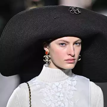 Τα χρώματα που θα κυριαρχήσουν στην ομορφιά την επόμενη σεζόν σύμφωνα με τον οίκο Chanel