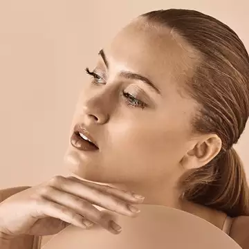 Pre-Christmas glow | Η πολυτελής σειρά που θα σας χαρίσει το πολυπόθητο "Valmont skin"