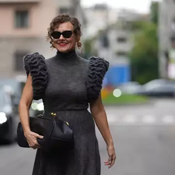 Τα καλύτερα κοντά κουρέματα για γυναίκες με σγουρά μαλλιά