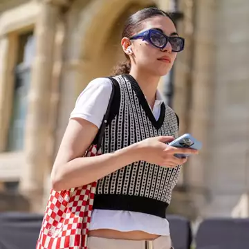 Σας έχει κουράσει η ζέστη; 3 συμβουλές για να δροσίσετε το σπίτι σας φυσικά σε 5 λεπτά