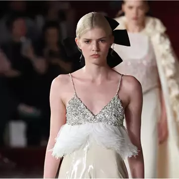 To teaser της Chanel για την Haute Couture Άνοιξη-Καλοκαίρι 2025