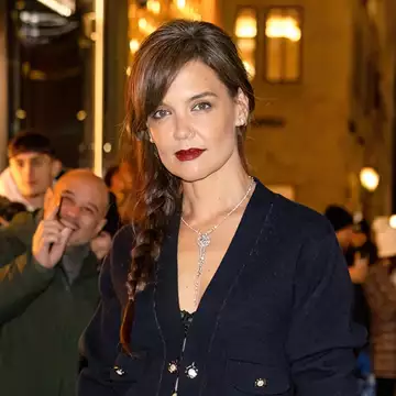 Katie Holmes | Το Chanel σύνολο που επέλεξε σε επίσημη εμφάνιση στη Νέα Υόρκη