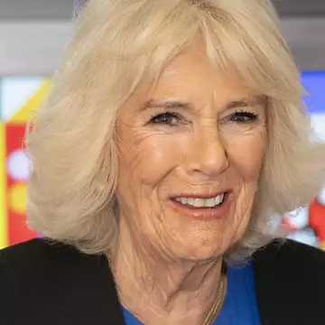 Η βασίλισσα Καμίλα έγινε Barbie