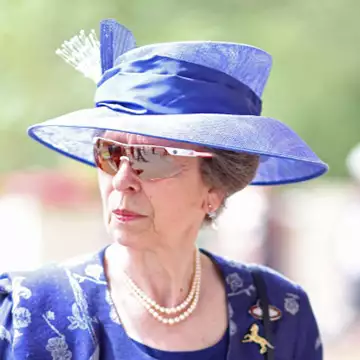 Πριγκίπισσα Άννα | Ο λόγος που αποφεύγει τις χειραψίες με το κοινό